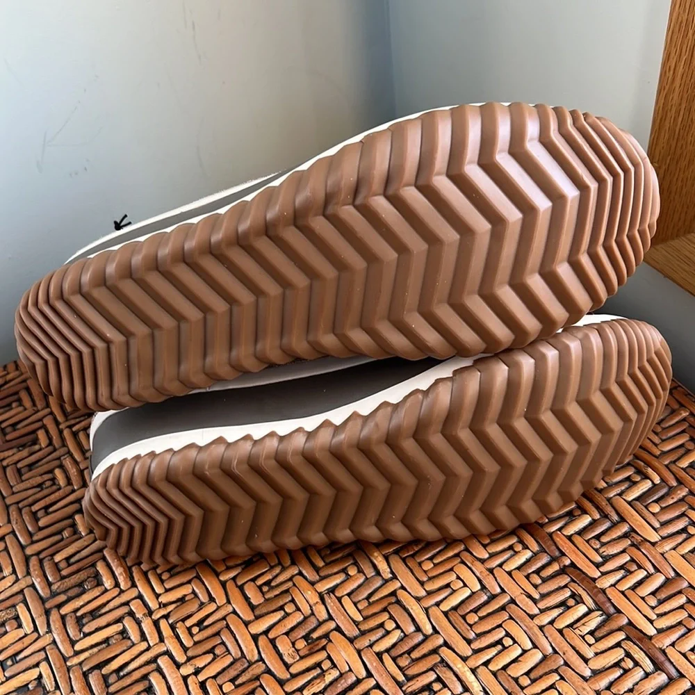 Sorel™️ Out N About boots WATERPROOF 💦boots - Picture 5 of 7